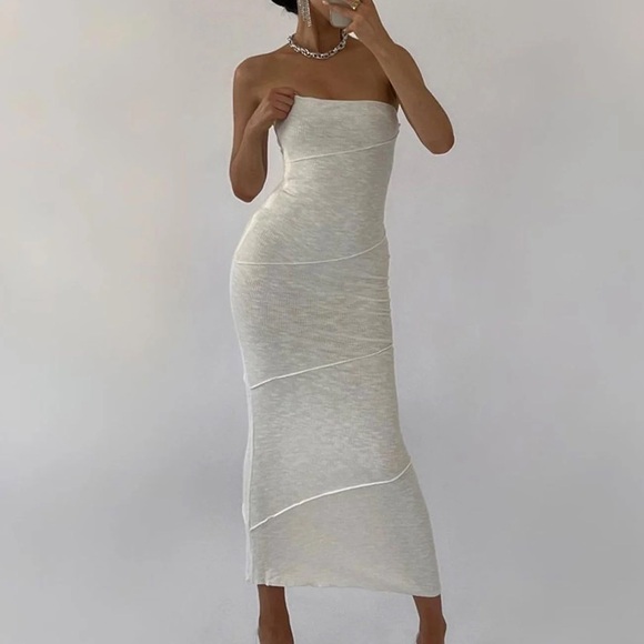 Princess Polly Dresses & Skirts - Princess Polly Oscar White Maxi Dress